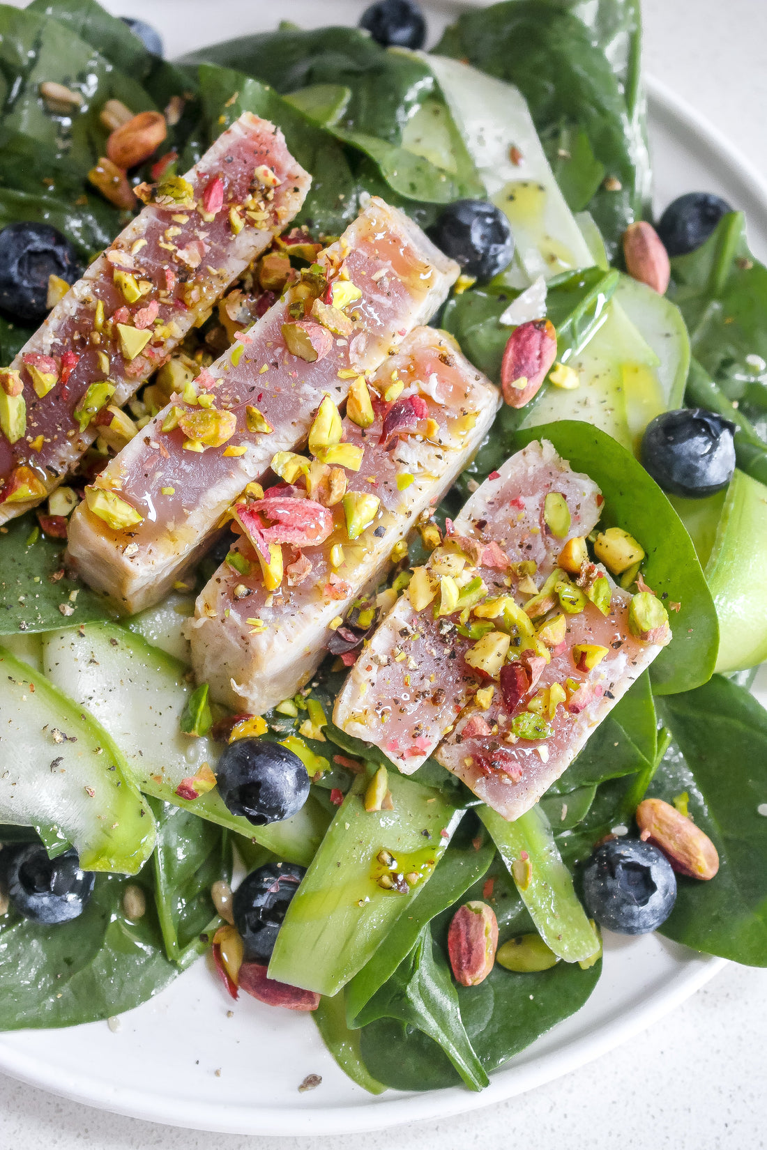 Mood Boosting Seared Tuna Salad